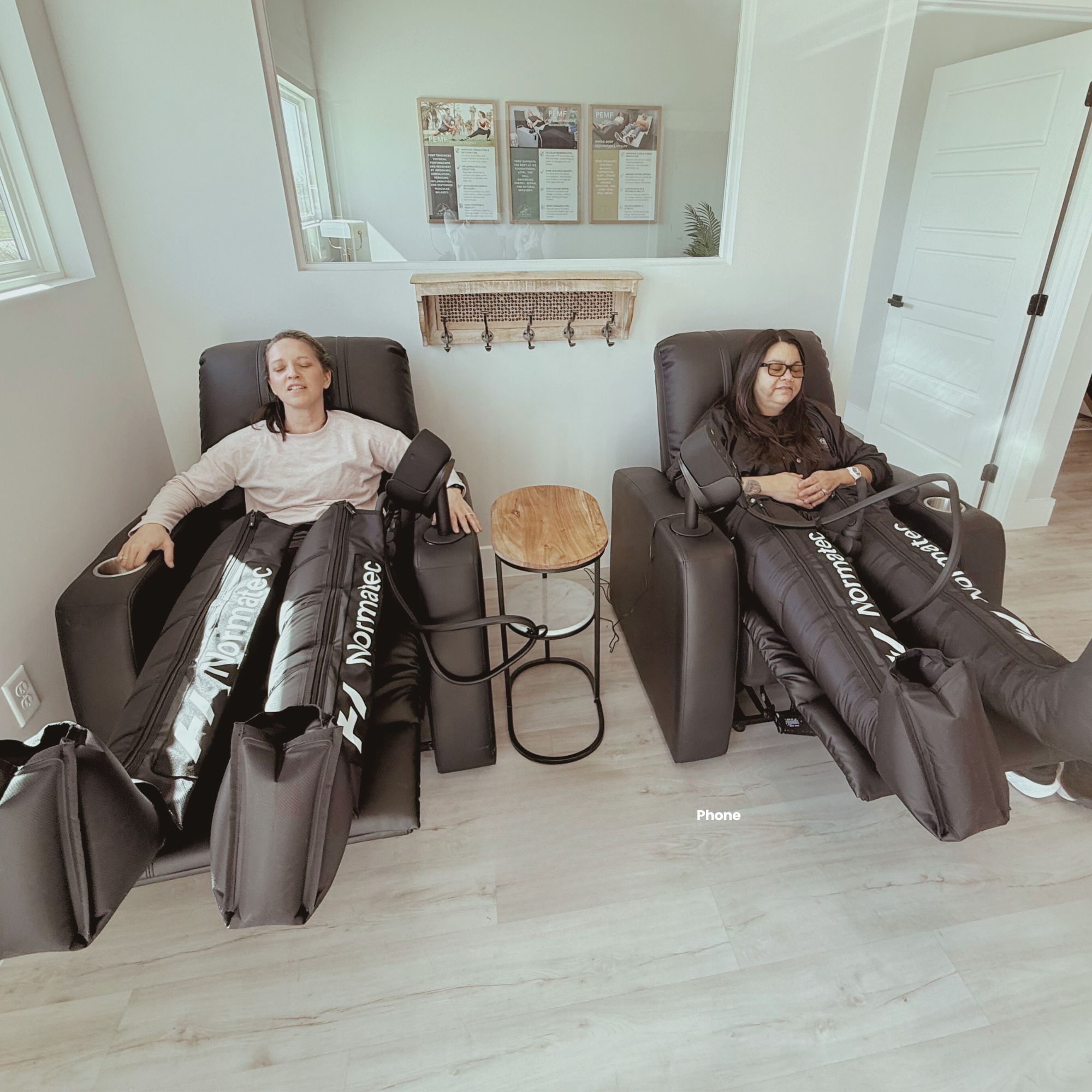 Normatec (Legs Compression boots)